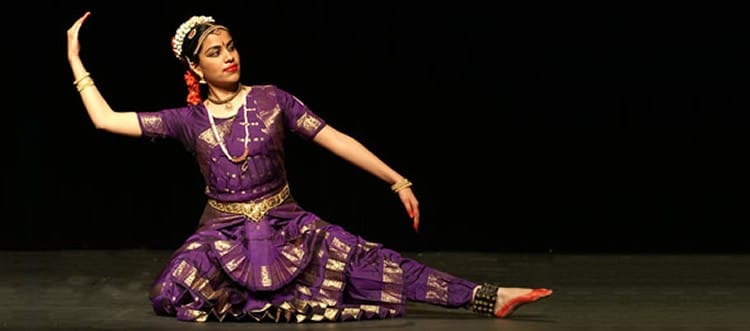 Danza de la india Bharatanatyam
